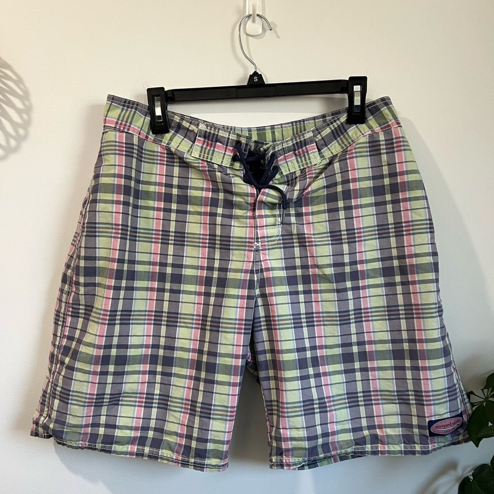 Vineyard Vines Board Shorts Men’s Size 33